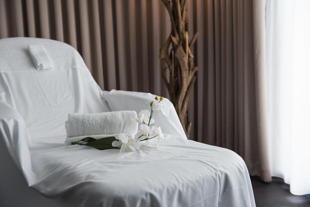 พาร์คโฮเทล ชิลเลอร์ไฮน์ Hotel เครกไฮม์โบลันเดน ภายนอก รูปภาพ